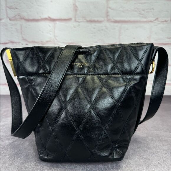 GIVENCHY Lambskin Quilted Mini GV Bucket Bag Black - Picture 1 of 16